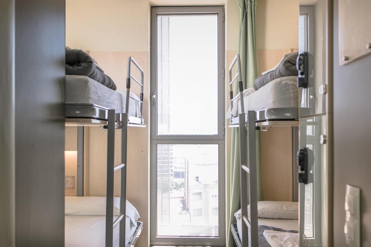 Urbany Hostel Barcelona Exterior photo