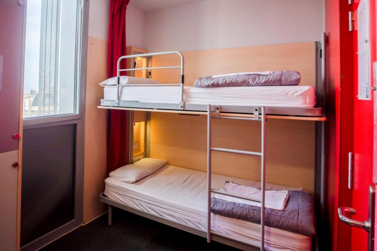 Urbany Hostel Barcelona Exterior photo